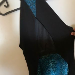 Cute dress! Perfect for going out!